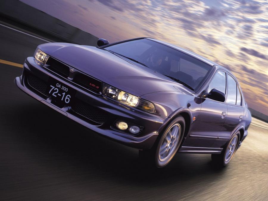  Mitsubishi Galant VR-4 1996 года  (фото 3 из 3)